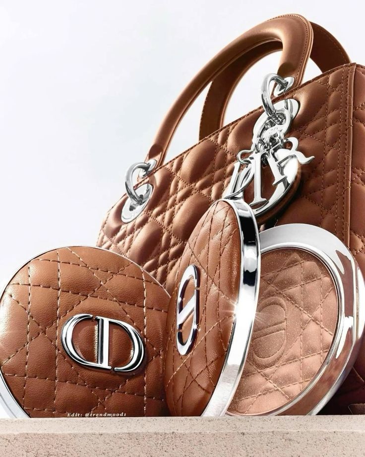 Dior Forever Nude Bronze Tanned-Effect Powder