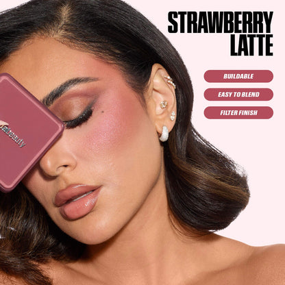 HUDA BEAUTY Blush Filter Blurring Blushlighters Palette - Strawberry Latte